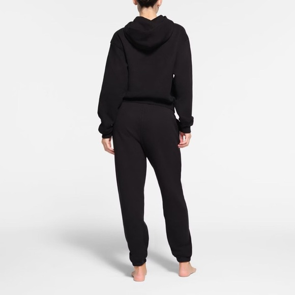 SKIMS BUNDLE❤️ - Picture 7 of 7